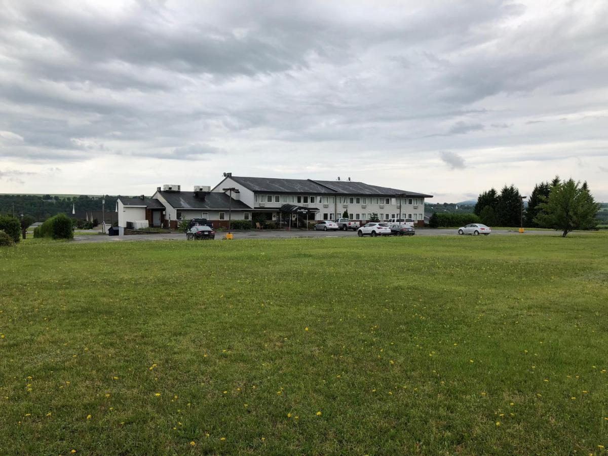 Inn, Restaurant & Pool 3*