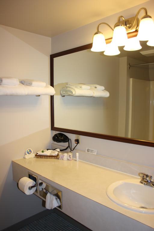 Hotel Inn, Restaurant & Pool 3*