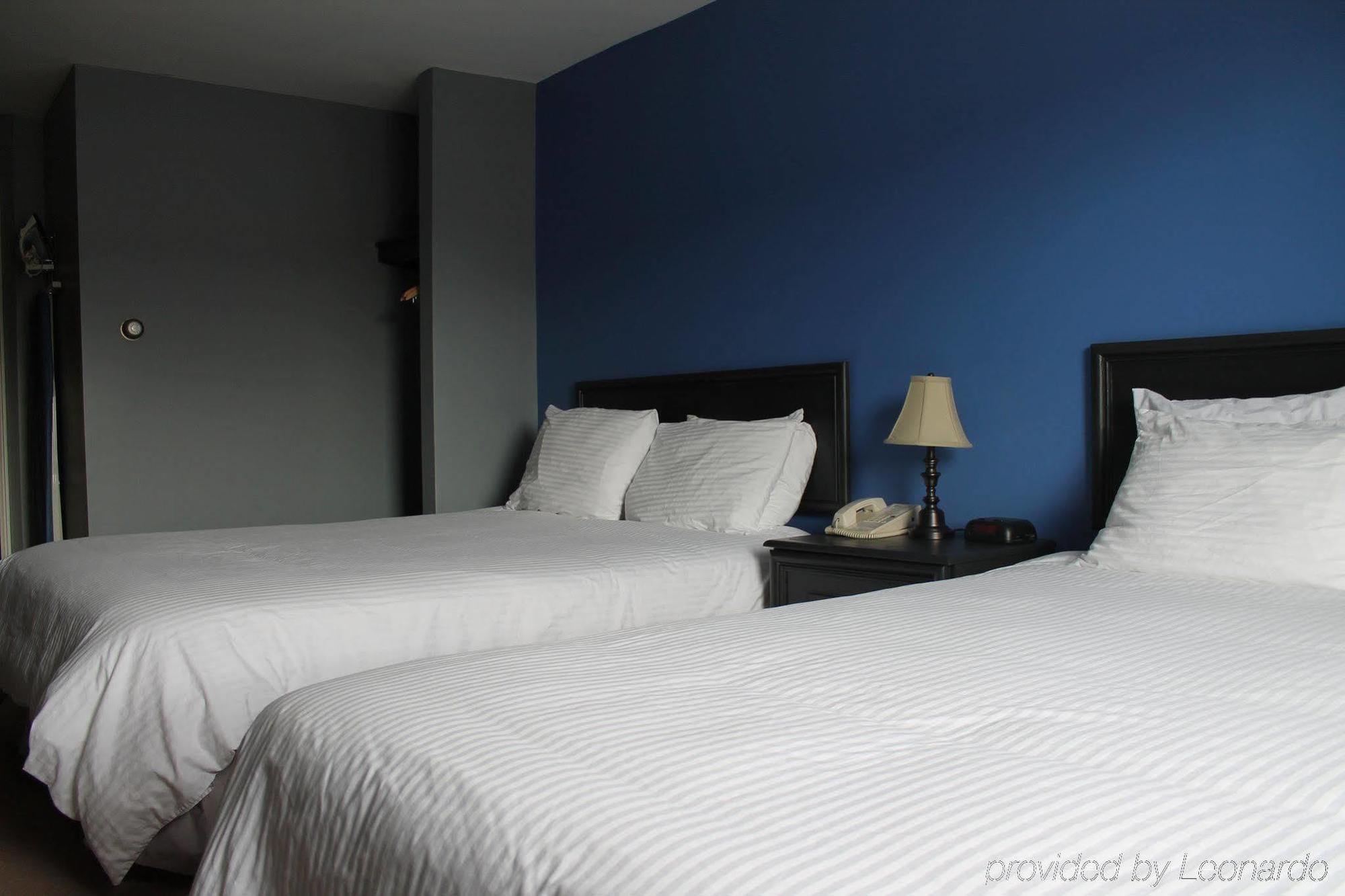 Inn, Restaurant & Pool 3*